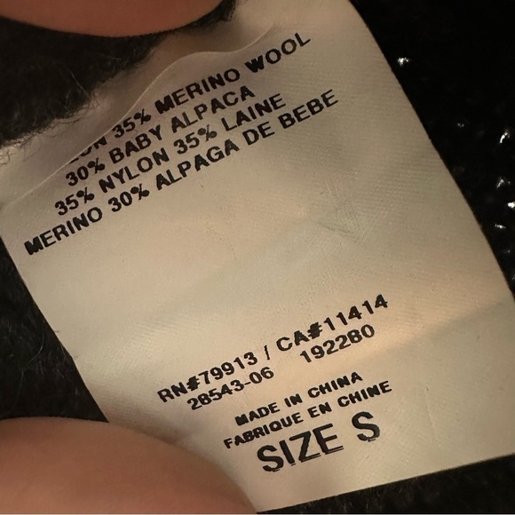 Vince x A Pea in the Pod Cardigan Sweater Wool Alpaca Maternity Size Small - Picture 6 of 7